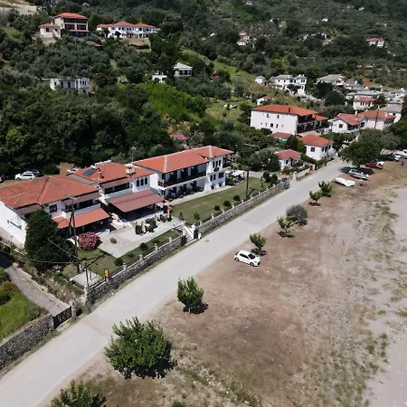 χαγιάτι Ξενοδοχείο με διαμερίσματα 2*