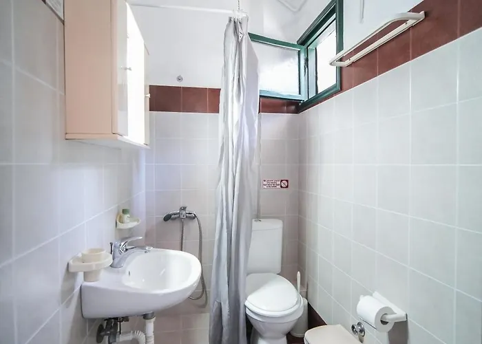 Апарт-отель Hagiati 2*