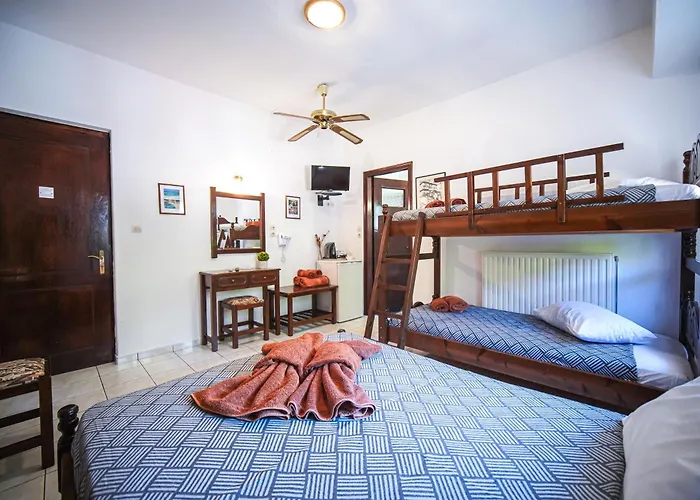 Апарт-отель Hagiati 2*